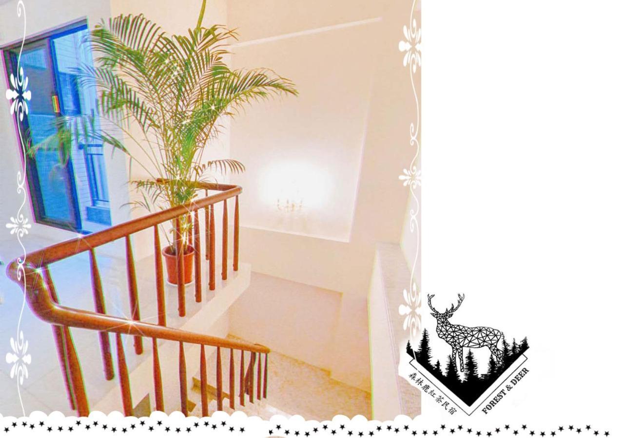 Forest Deer Black Tea Homestay تاينان المظهر الخارجي الصورة